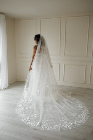 The Elizabeth Floral Cathedral Veil